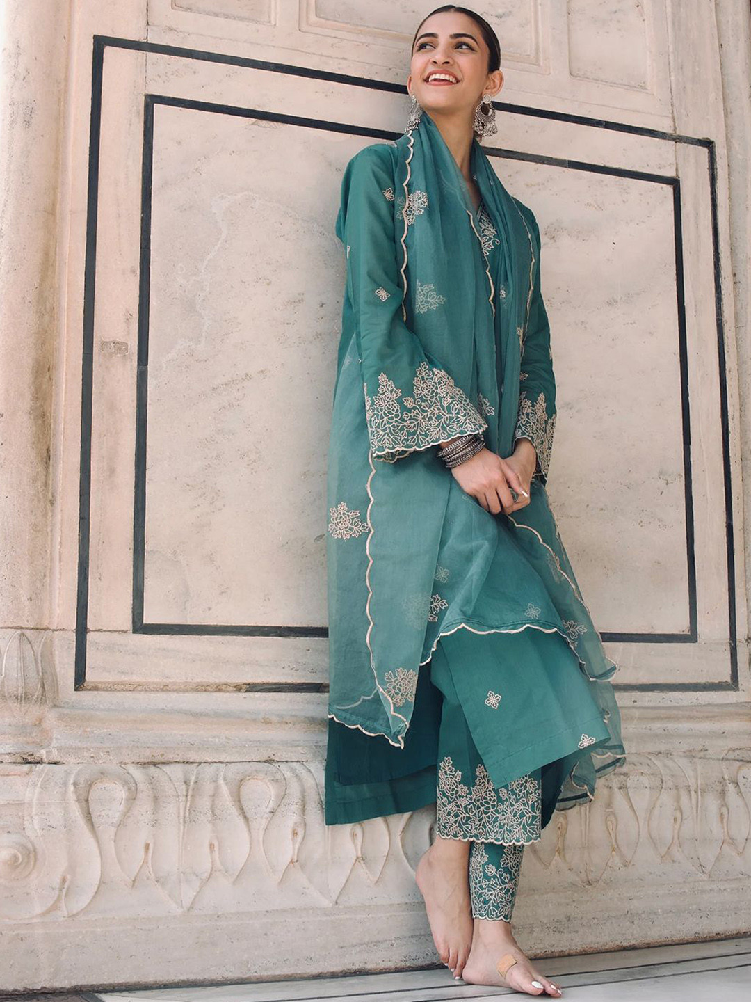 Royal Export Floral Embroidered Sequinned V-Neck Straight Kurta with Trousers and Dupatta