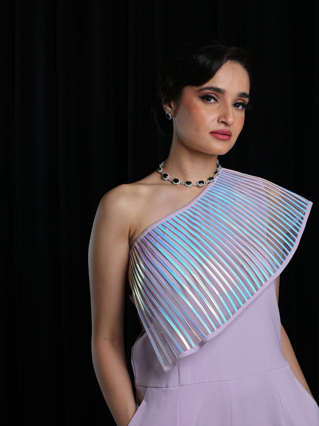 STYLE DECO Stone Studded Oval Link Necklace