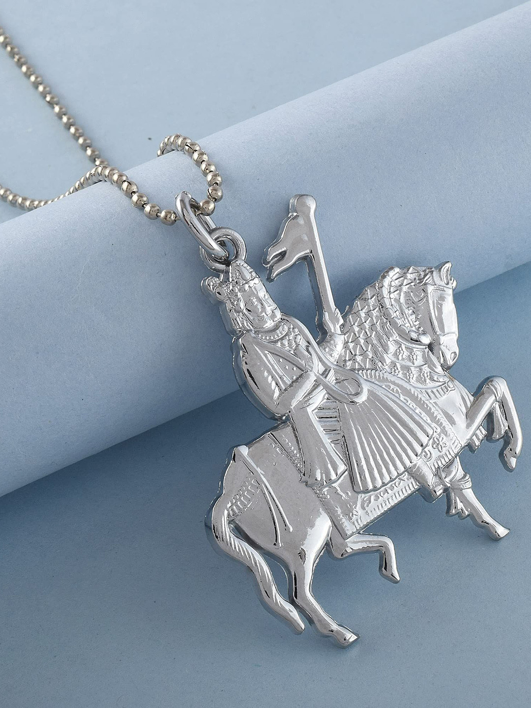 MEMOIR Unisex Silver-Plated Ramdev Pendant With Chain