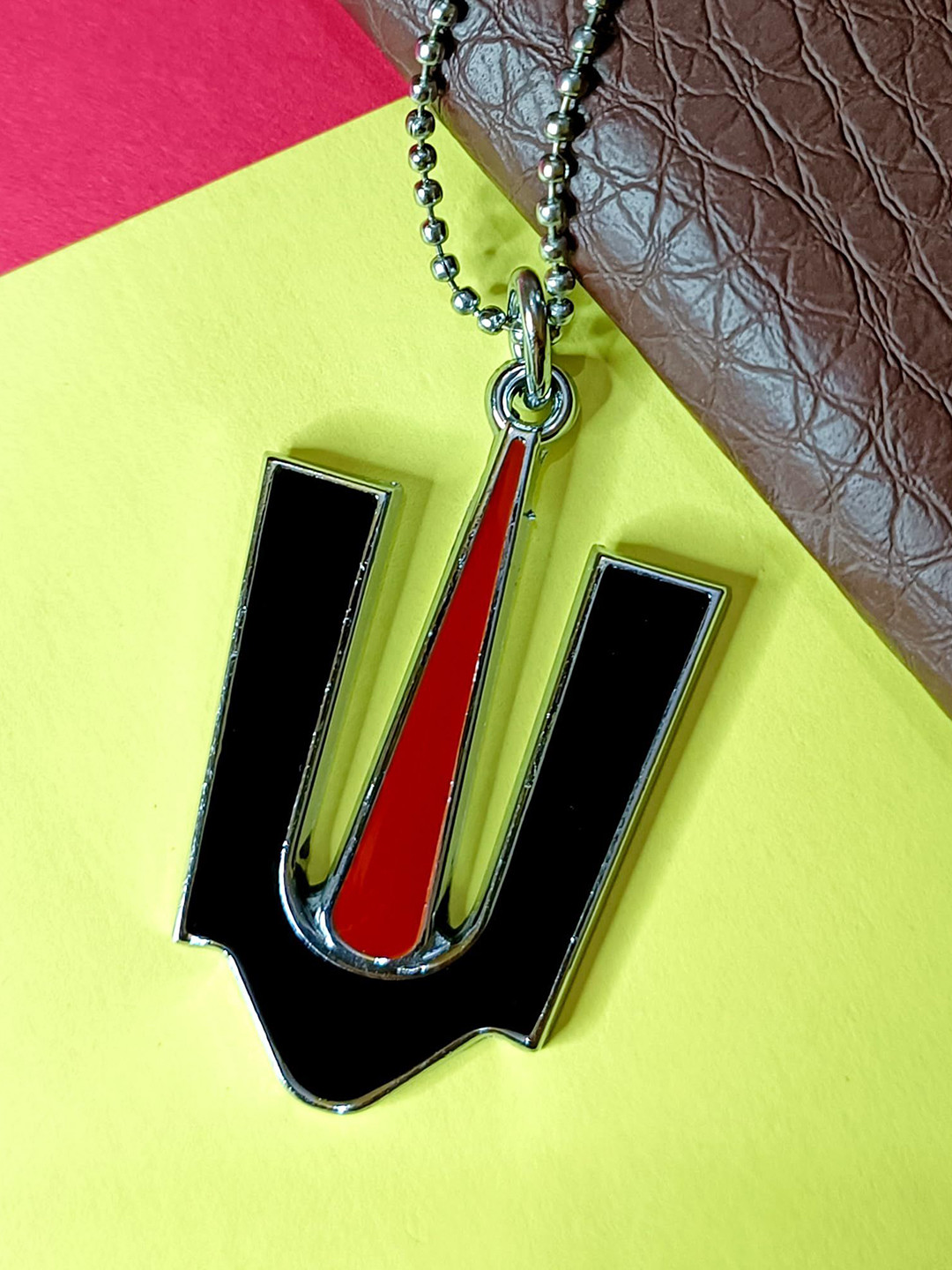 MEMOIR Unisex Tirupati Balaji Tilak Pendant With Chain