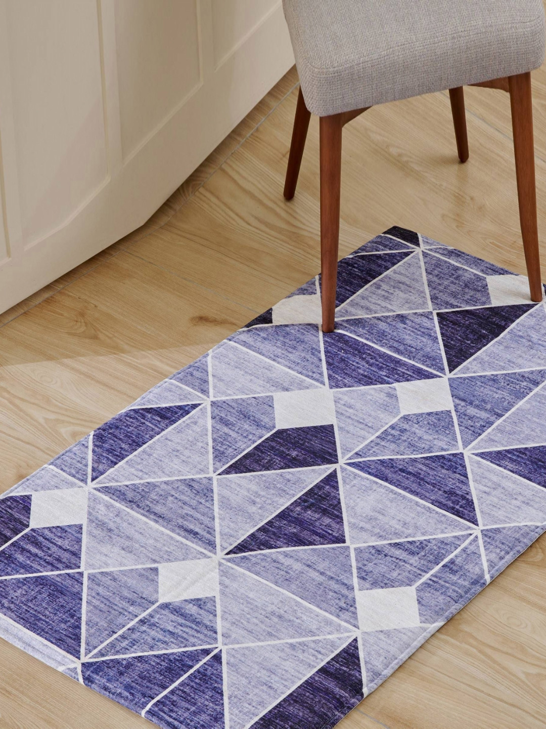 Home Centre Exotica Fayruz Blue Geometric Printed Rectangle Shaped Carpet