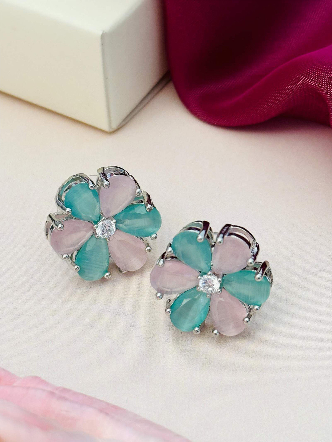 ABDESIGNS Silver Plating Floral Shaped Studs Earrings