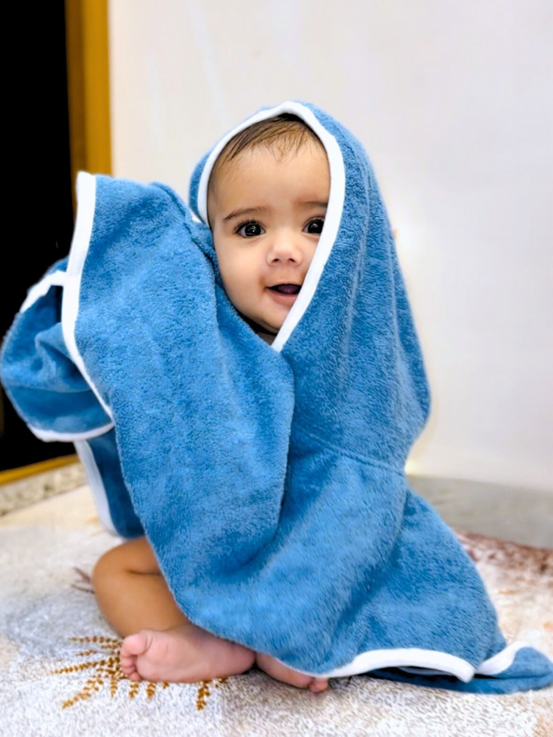 TIDY SLEEP Blue & White Terry Cotton 300 GSM Poncho Bath Towel