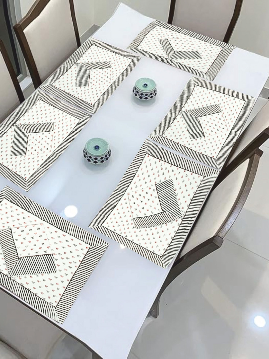 LIVING ROOTS White & Black 12 Pieces Printed Cotton Table Linen Set