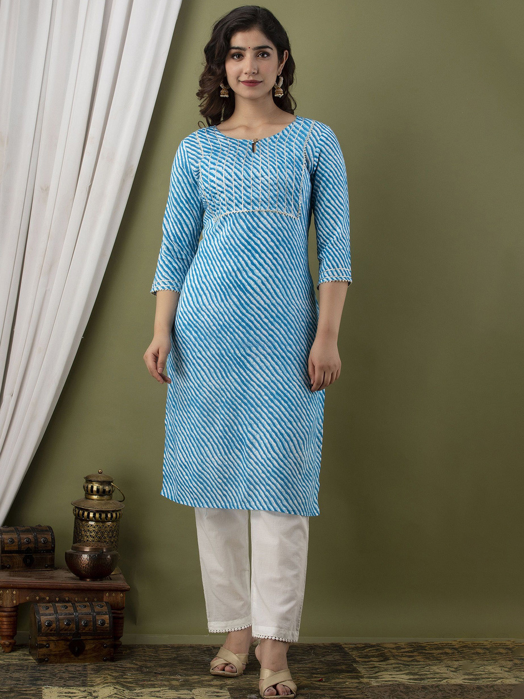 GREYSHADE Women Leheriya Gotta Patti Straight Kurta