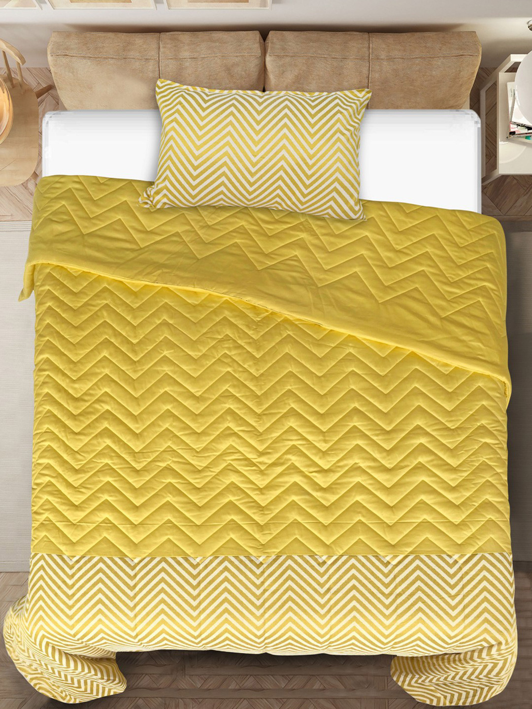 Saral Home Yellow & White Geometric Cotton 400 GSM Single Bed Quilt with 1 Pillow Cover