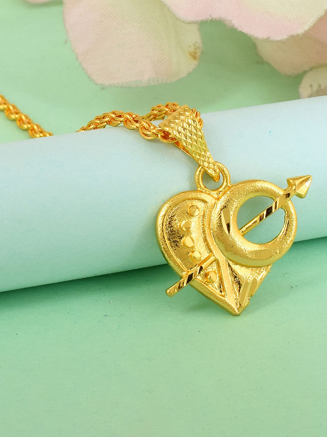MEMOIR Unisex Gold Plated Arrow In Heart Charm Pendant With Chain