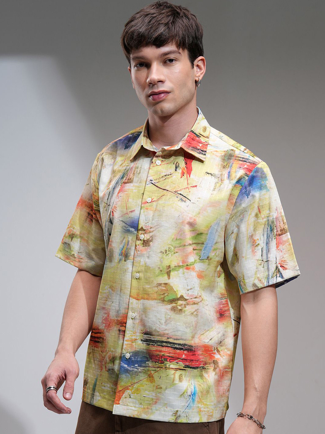 HIGHLANDER Men Boxy Fit Spread Collar Abstract Printed Casual Shirt