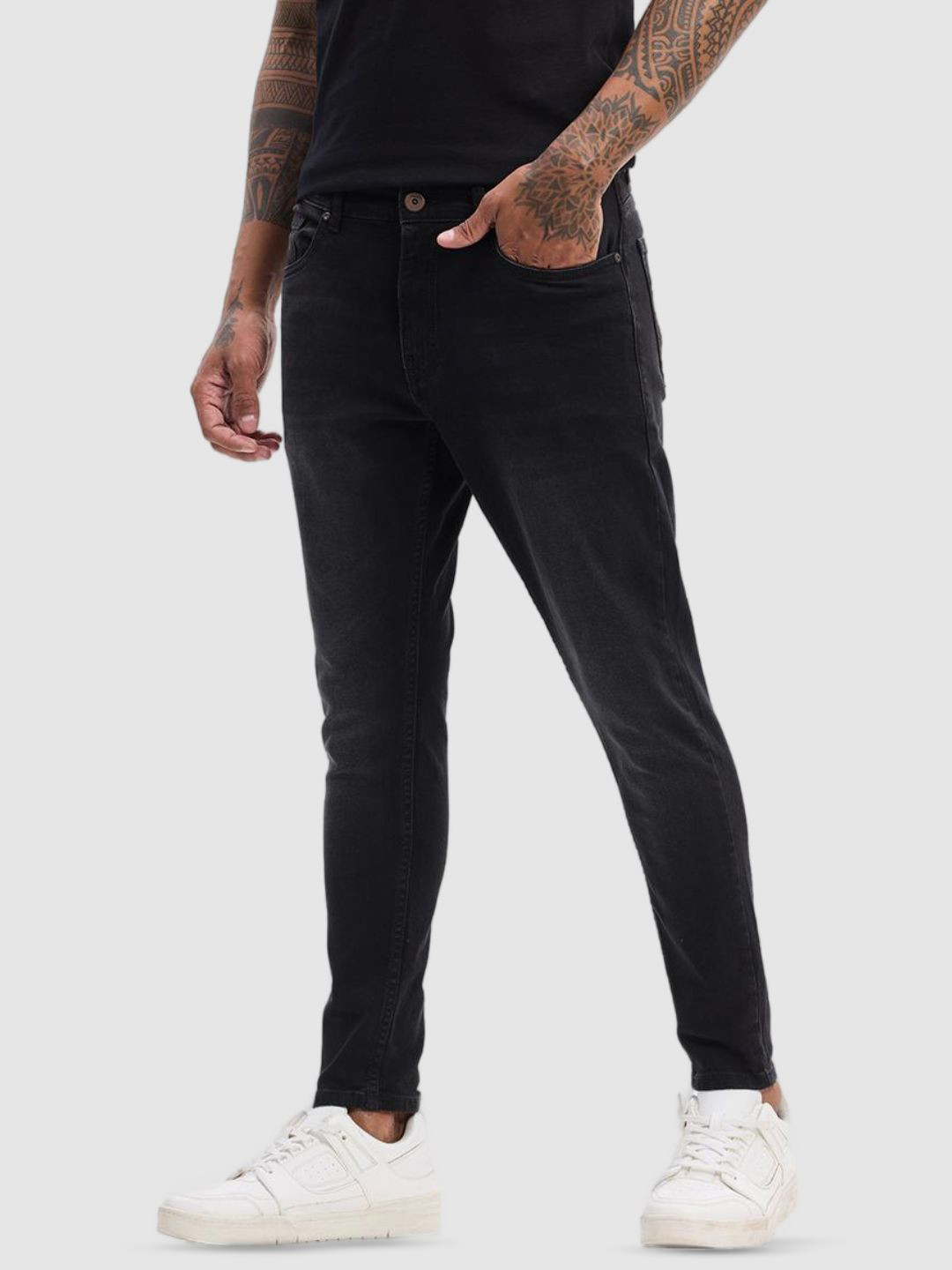 Snitch Narrow Skinny Fit Mid-Rise Light Fade Clean Look Stretchable Cotton Jeans
