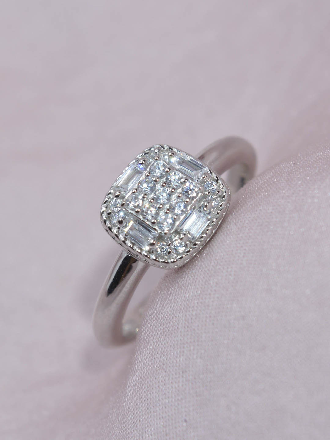 Luxevogue 925 Sterling Silver Rhodium-Plated Cubic Zirconia Structured Brilliance Ring