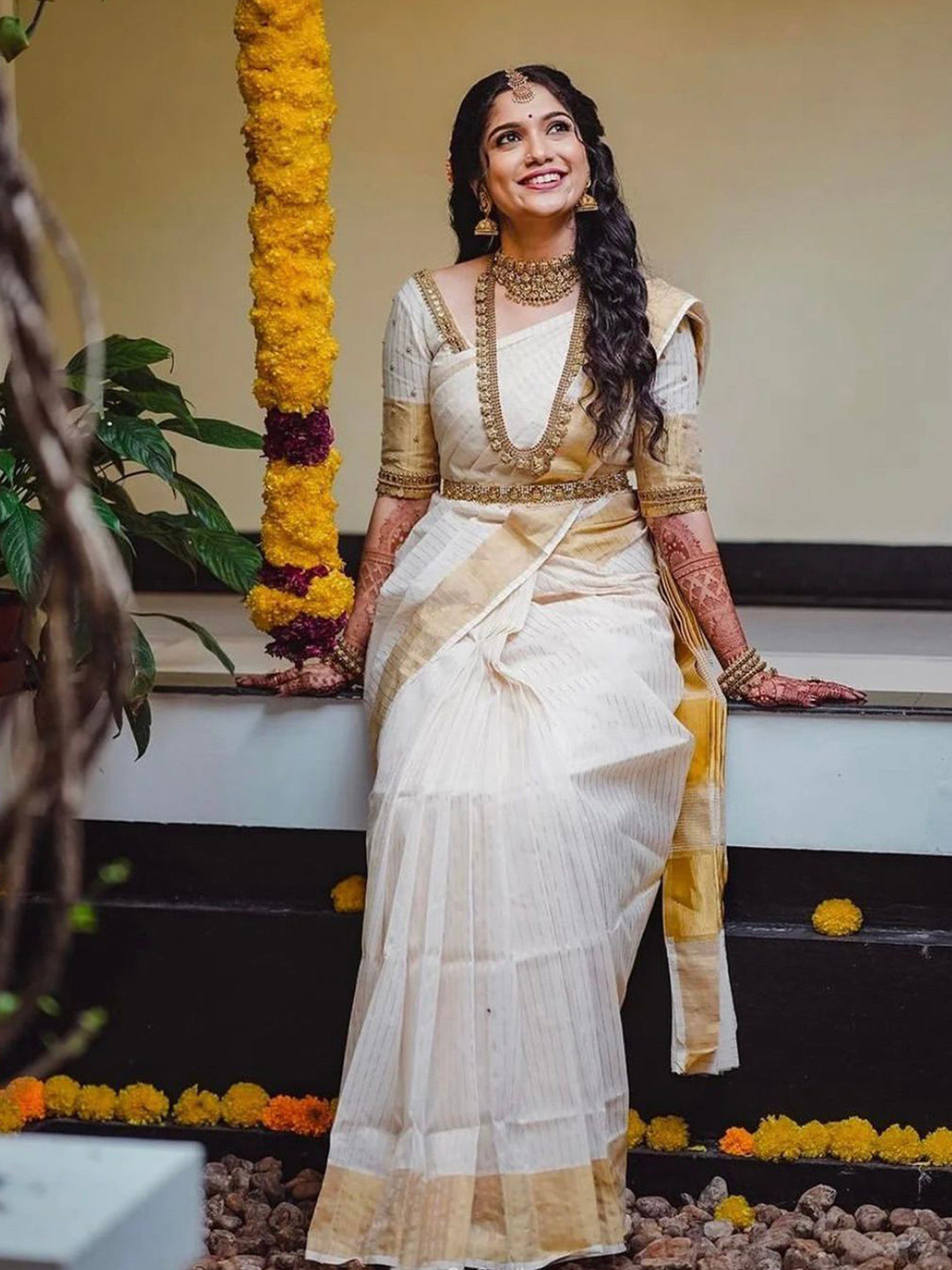 revika Woven Design Kanjeevaram Saree