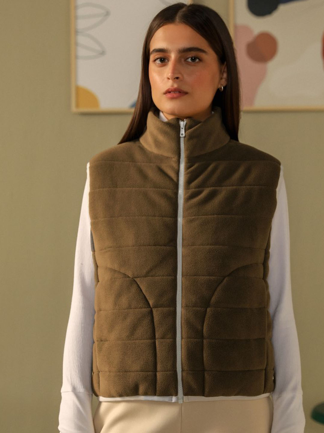 Muvazo Women Mock Collar Solid Fleece Casual Gilet Jacket