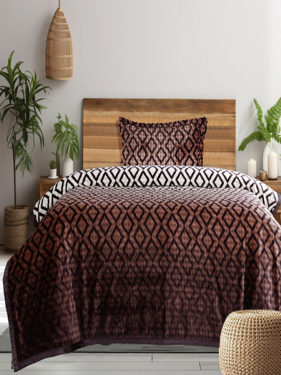 GAPU & BALY Copper-Toned & White Geometric Microfiber 350 GSM AC Room Single Bed Blanket