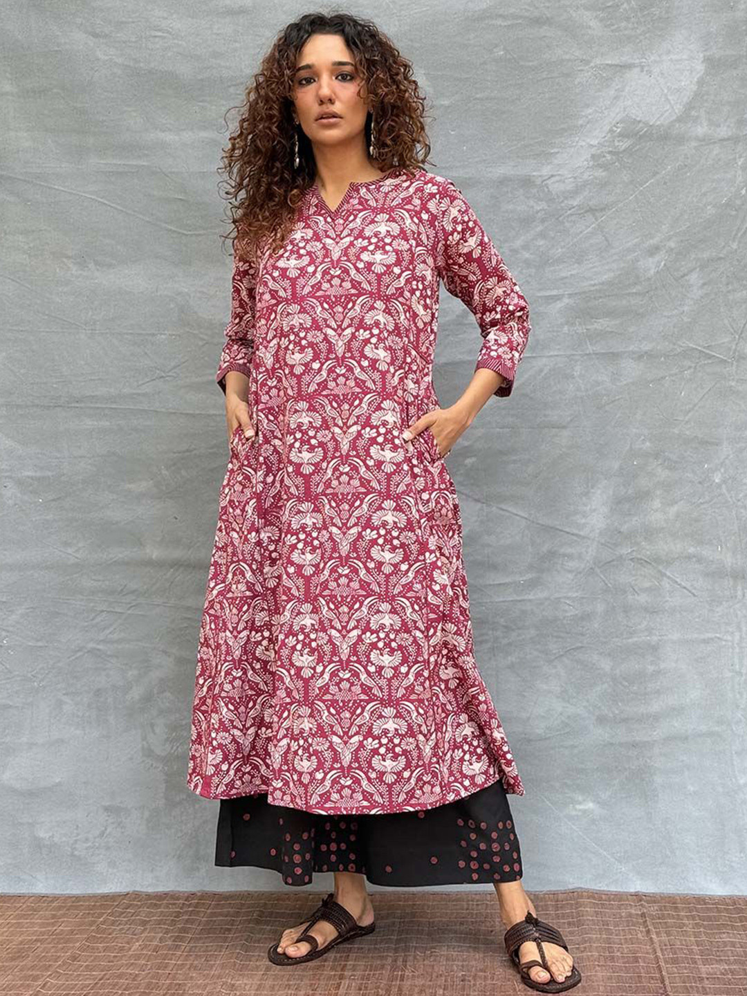 Chidiyaa Women Soil Nights Sigh Blockprinted Pure Cotton Anarkali Kurti