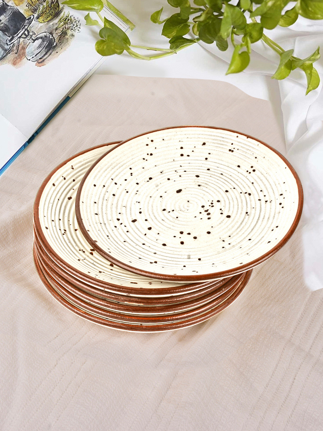 StyleMyWay 6 Pcs Ceramic Quarter / Side Plates