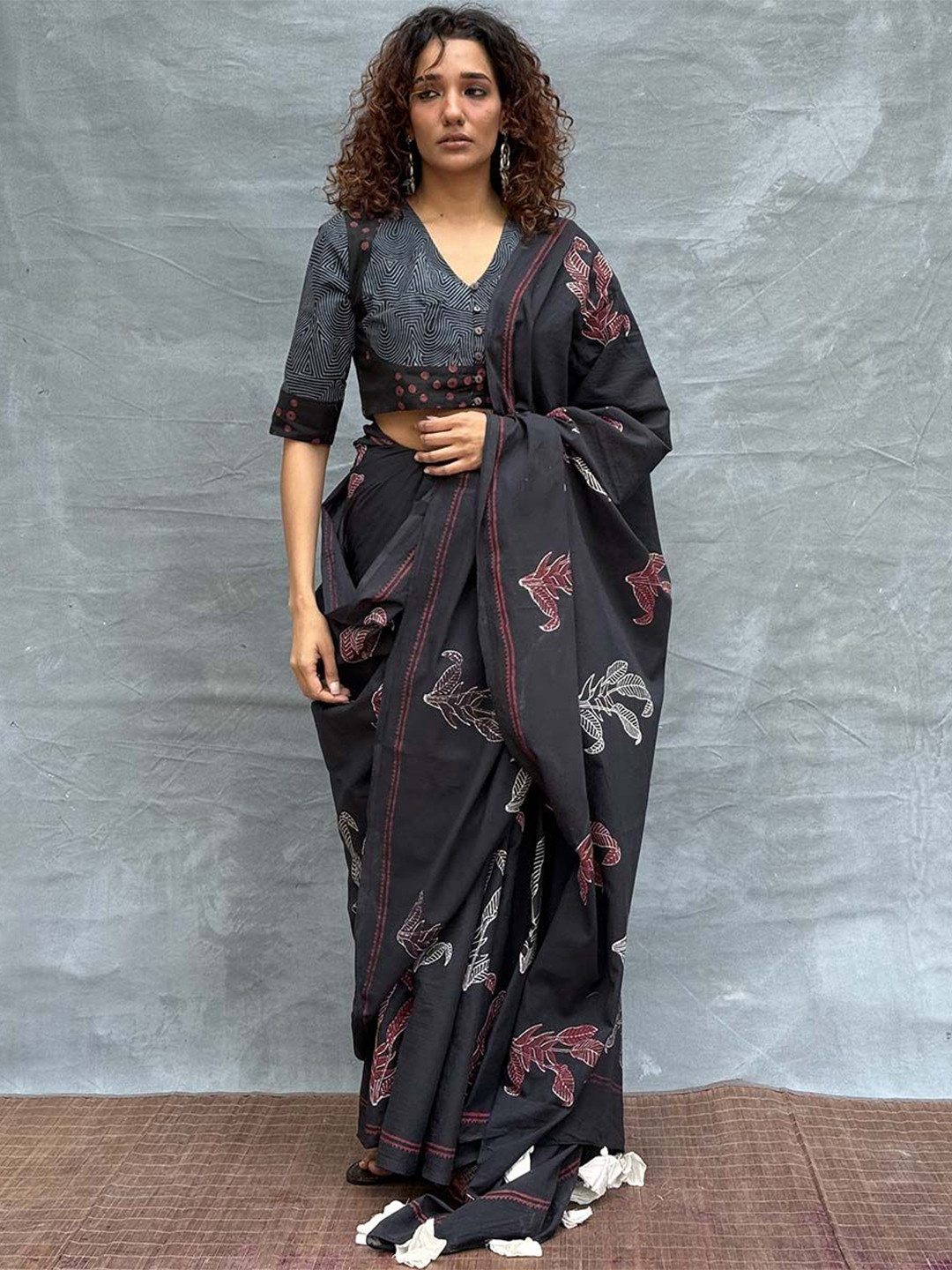 Chidiyaa Soil Raindrop Block printed Cotton Saree