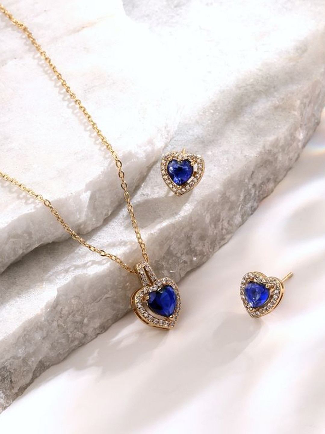 Cierra Silver-Plated Stone-Studded Chain Pendant & Earrings