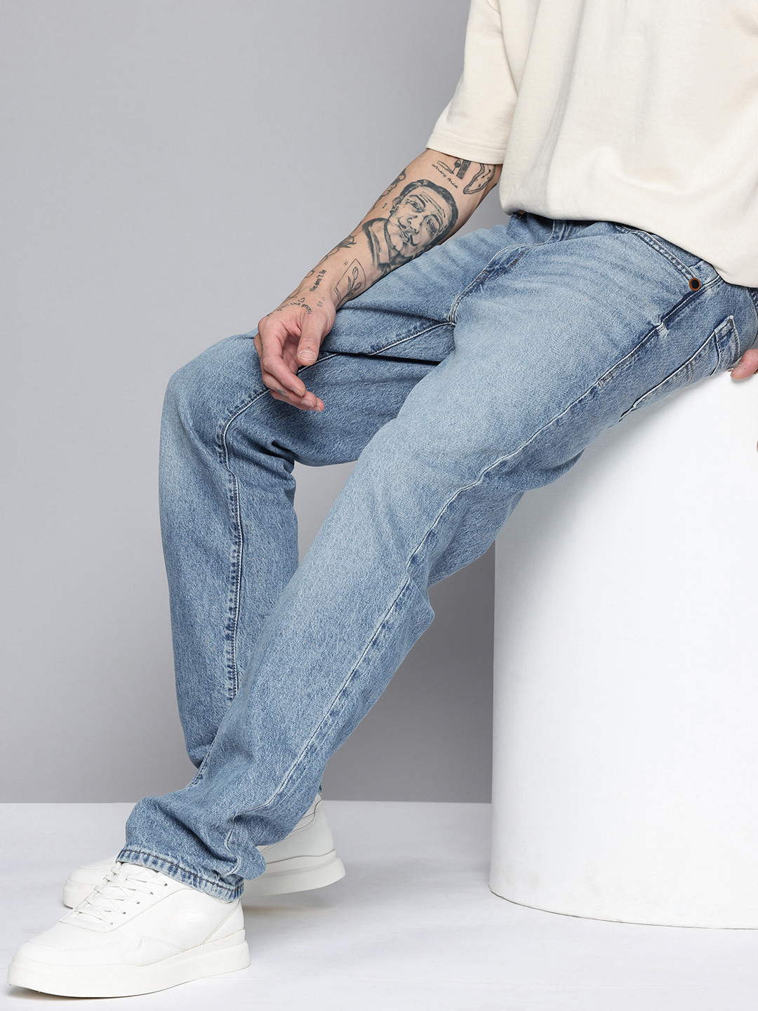 Levis Men 541 Regular Tapered Fit Heavy Fade Stretchable Jeans