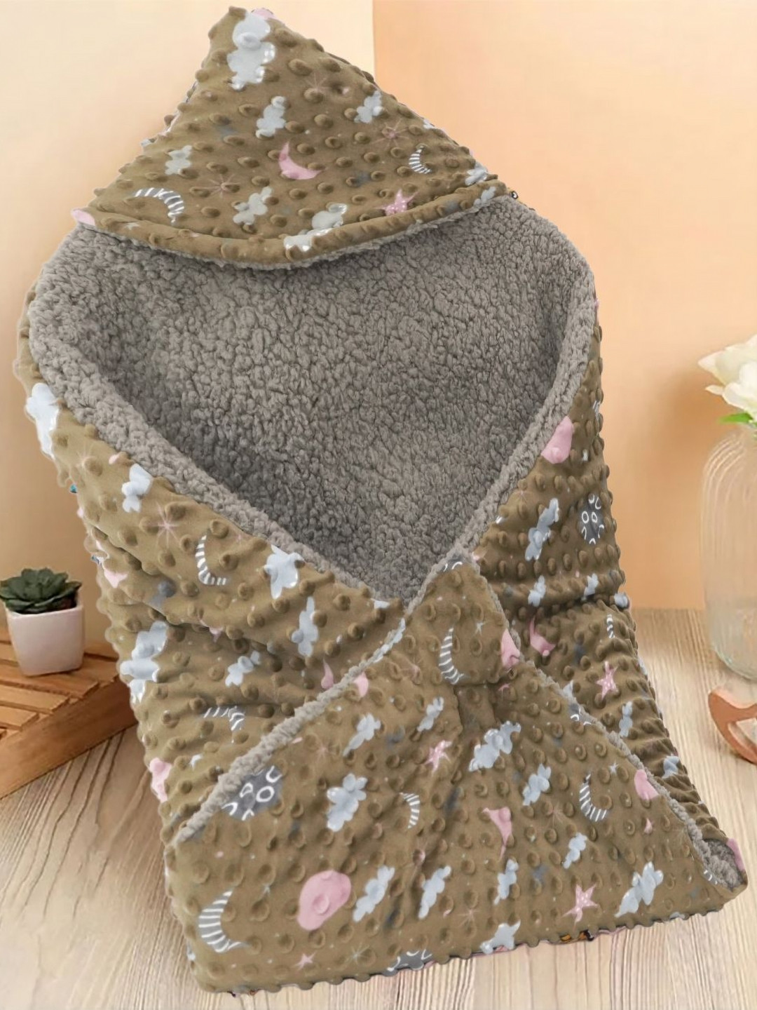 Florida Brown & Grey Cartoon Characters Swaddler Wrapper Flannel Single Bed Blanket