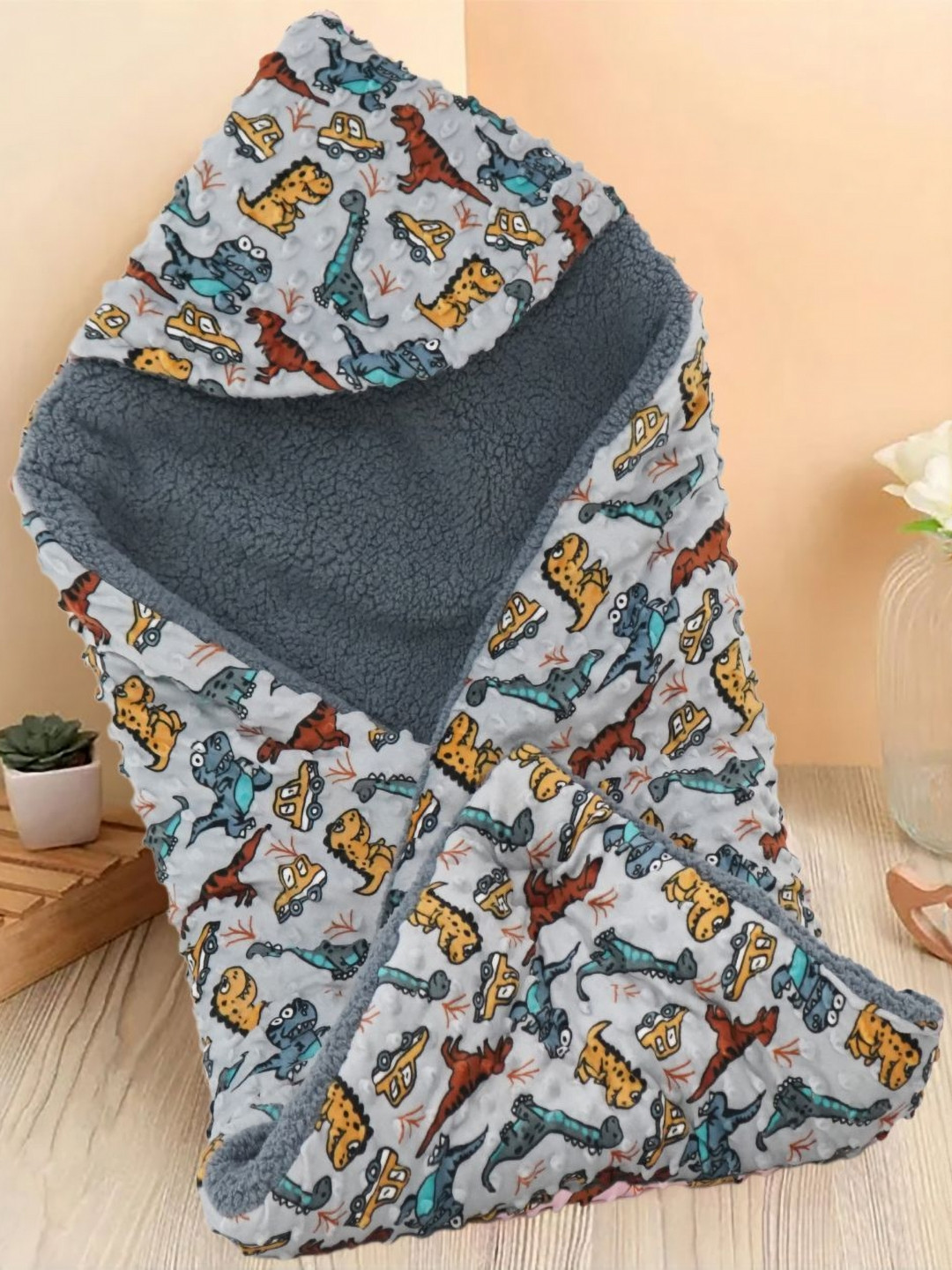 Florida Grey & White Cartoon Characters Swaddler Wrapper Flannel Single Bed Blanket