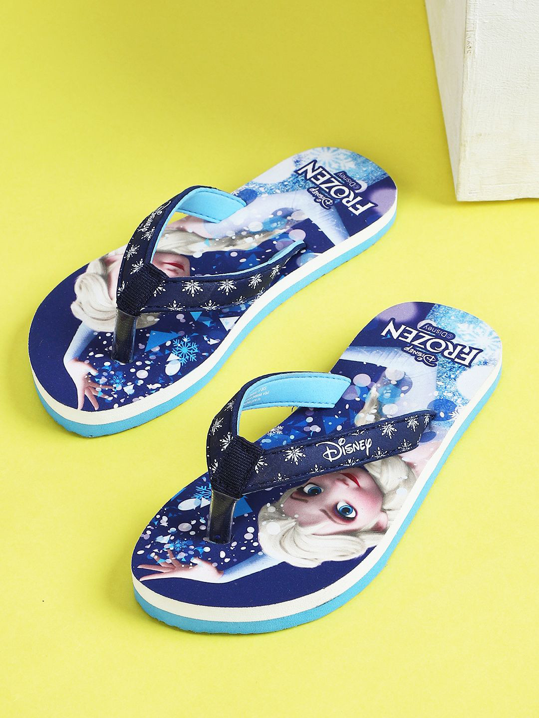Kids Ville Girls Frozen Printed Thongs Flip Flop