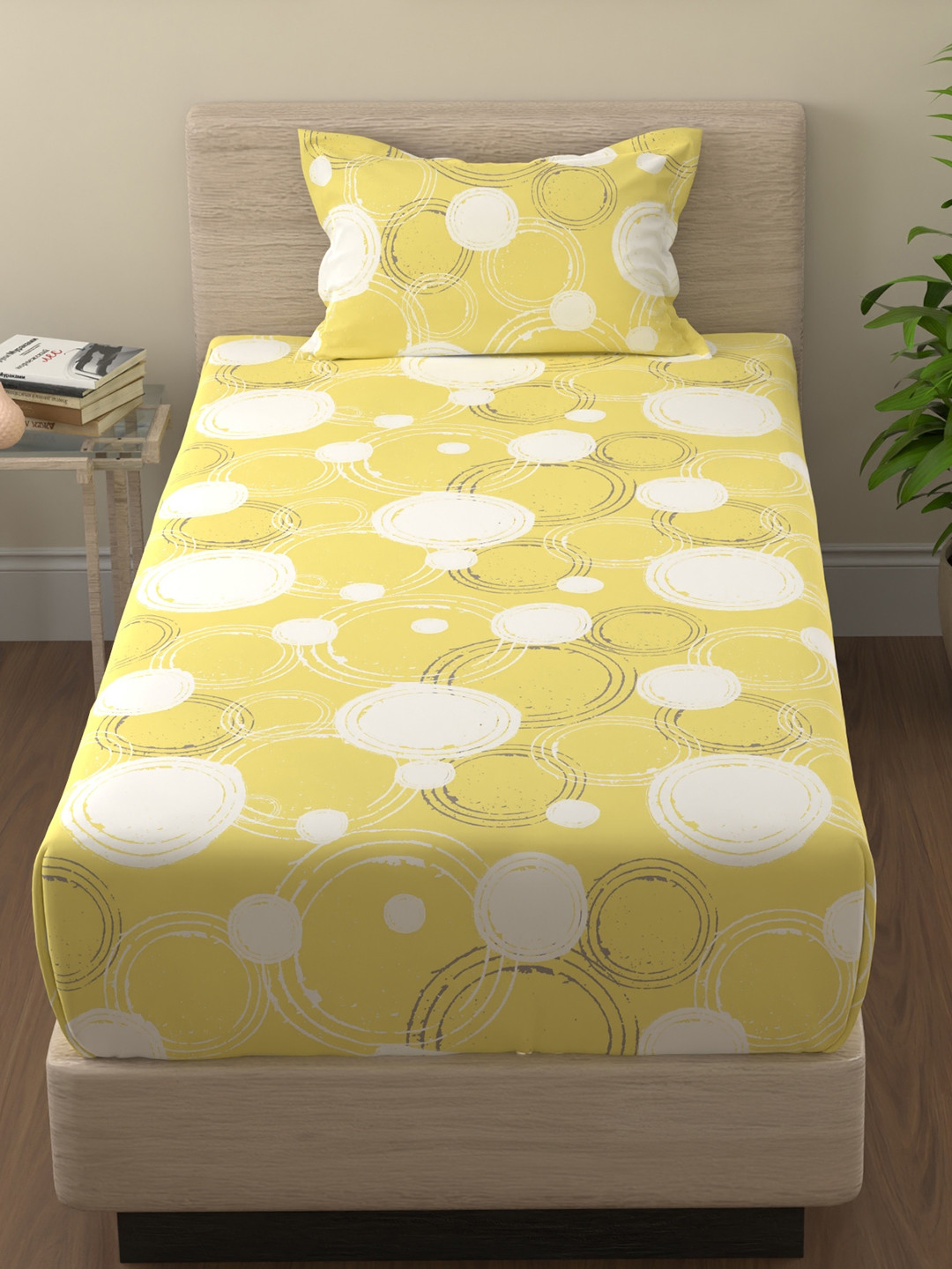Huesland Ahmedabad Yellow Geometric Pure Cotton 144 TC Single Bedsheet with a Pillow Cover-88 x 55 inches