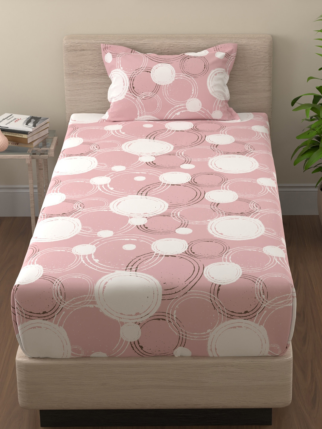 Huesland By Ahmedabad Peach Geometric Cotton 144 TC Single Bedsheet with a Pillow Cover-88 x 55 inches