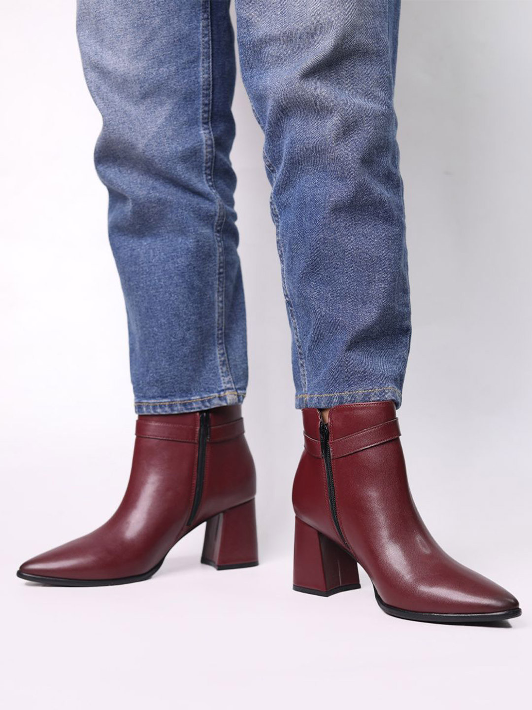 Monrow Women Emery Maroon Block Heel Boots
