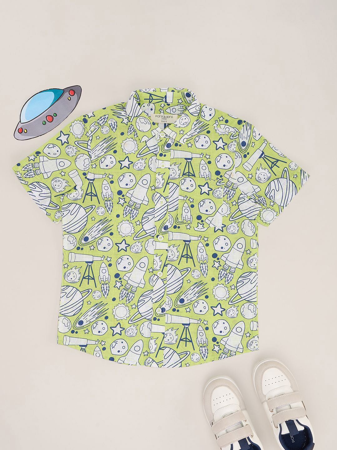 Pantaloons Junior Boys Spread Collar Conversational Printed Cotton Casual Shirt