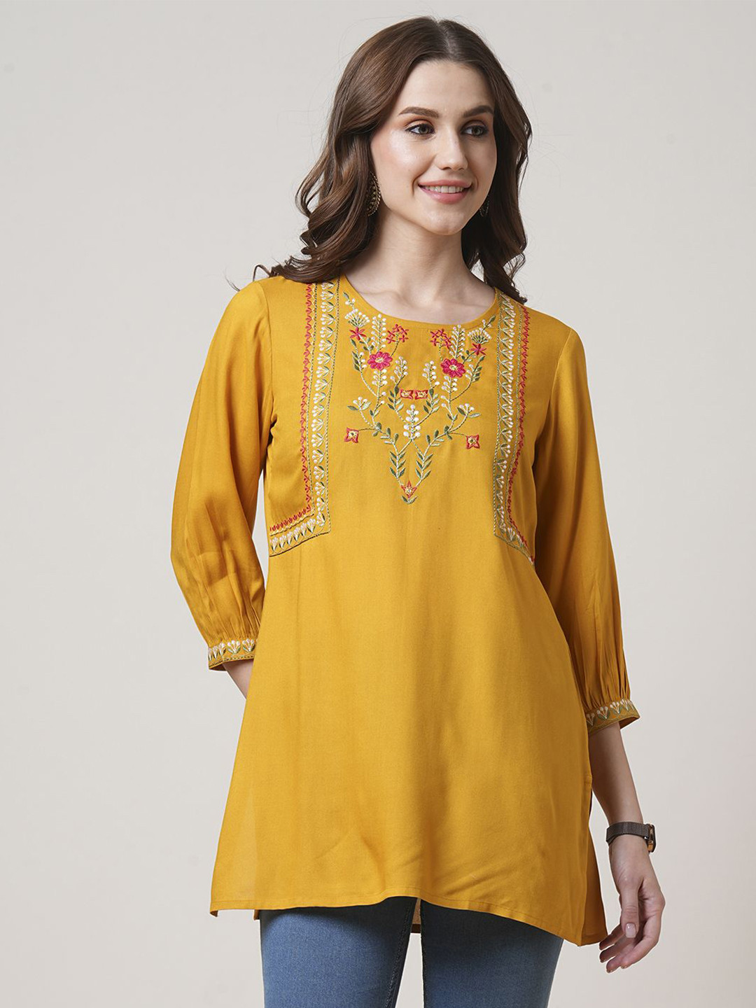 Globus Floral Embroidered Yoke 3/4 Sleeve Fusion Tunic