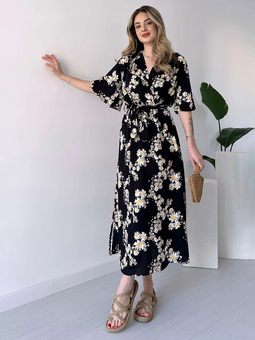 DMPRSN ATTIRE Women Floral Printed Cotton Fit & Flare Midi Dress