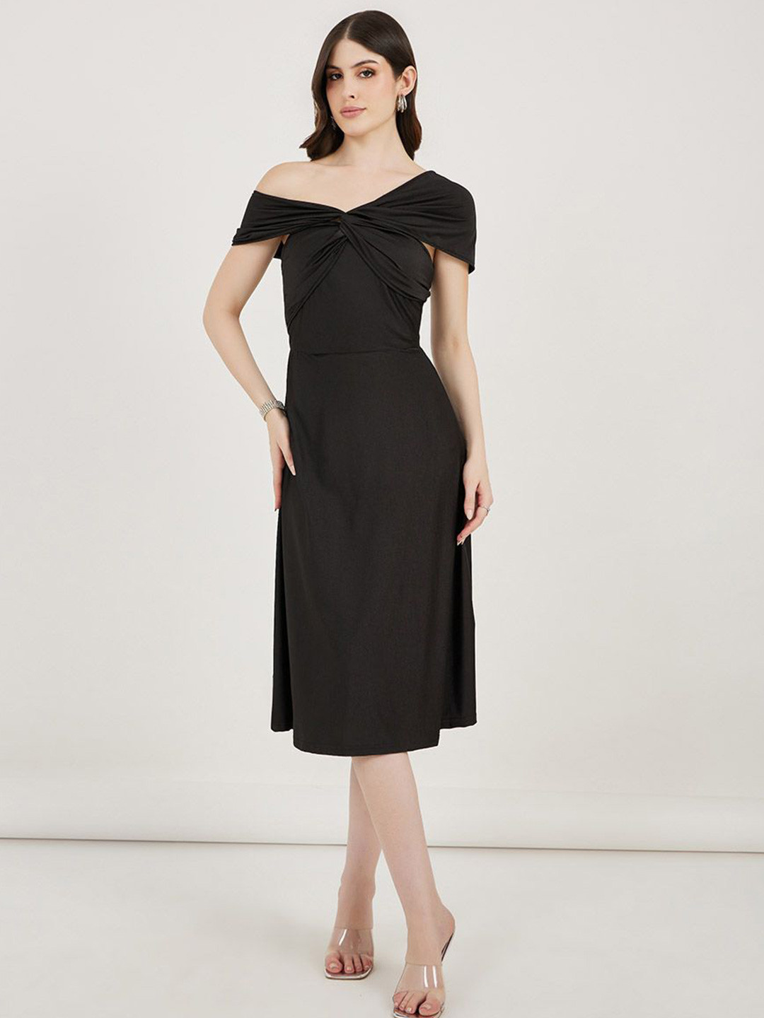 Styli Women Solid Black One Shoulder A-Line Midi Length Party Dress