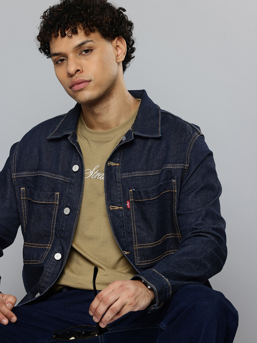 Levis Spread Collar Denim Truckers Jacket