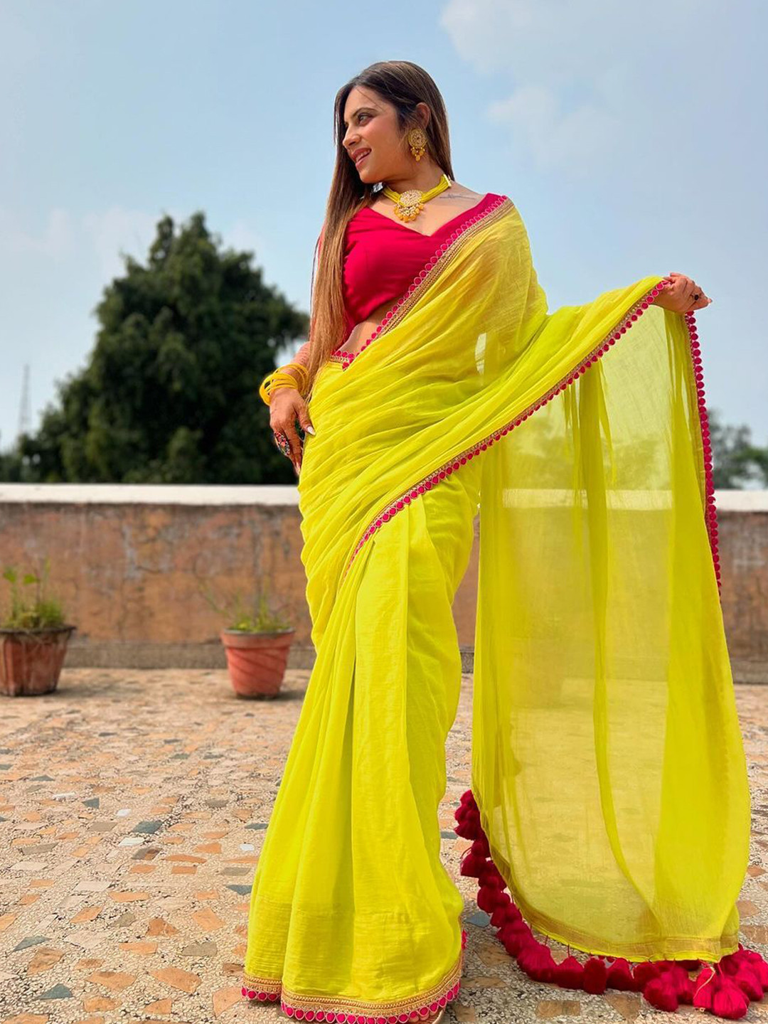 Sidhidata Phulkari Pure Georgette Saree