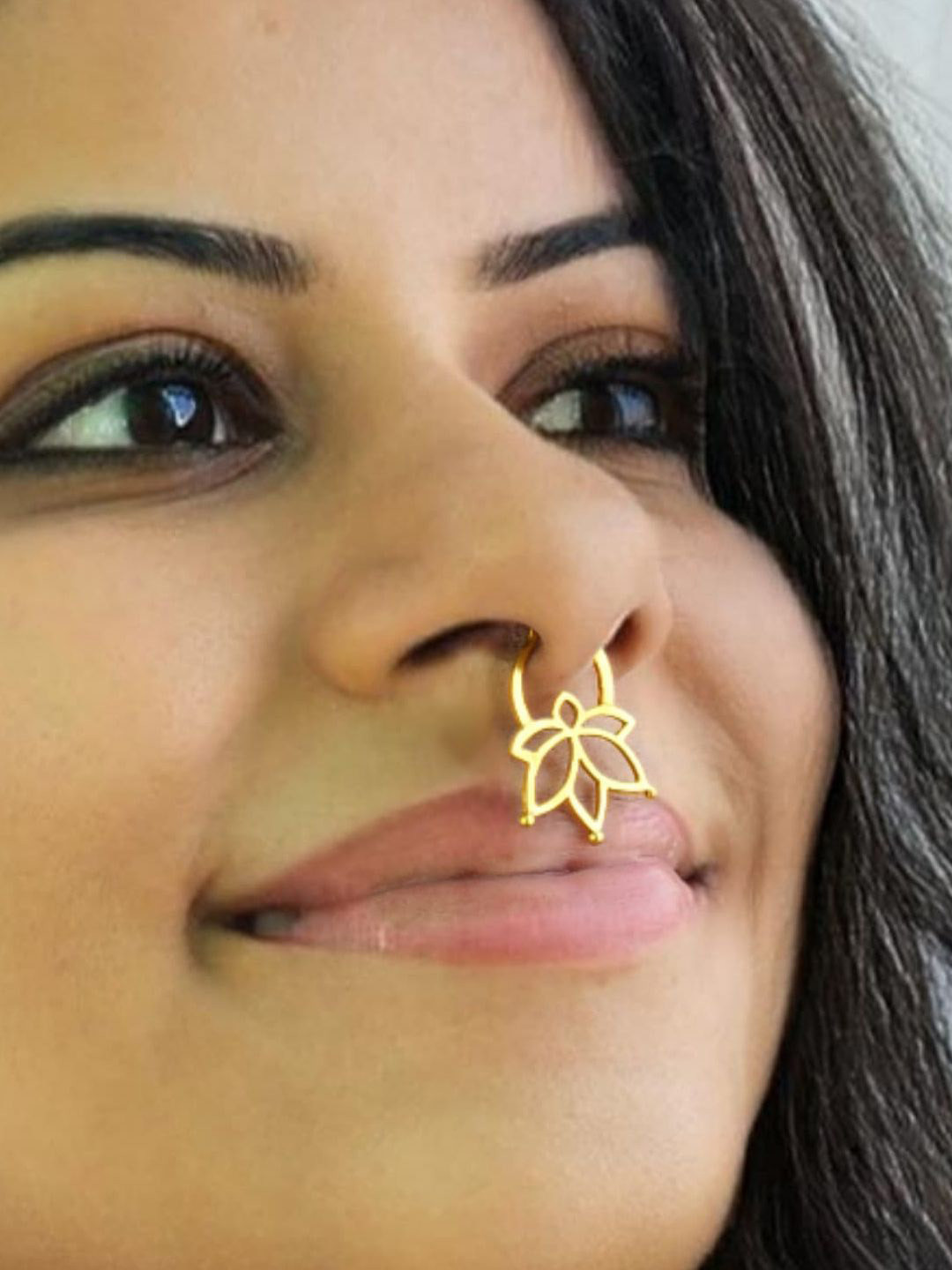 Sangria Elegant Septum No Piercing Nosepin