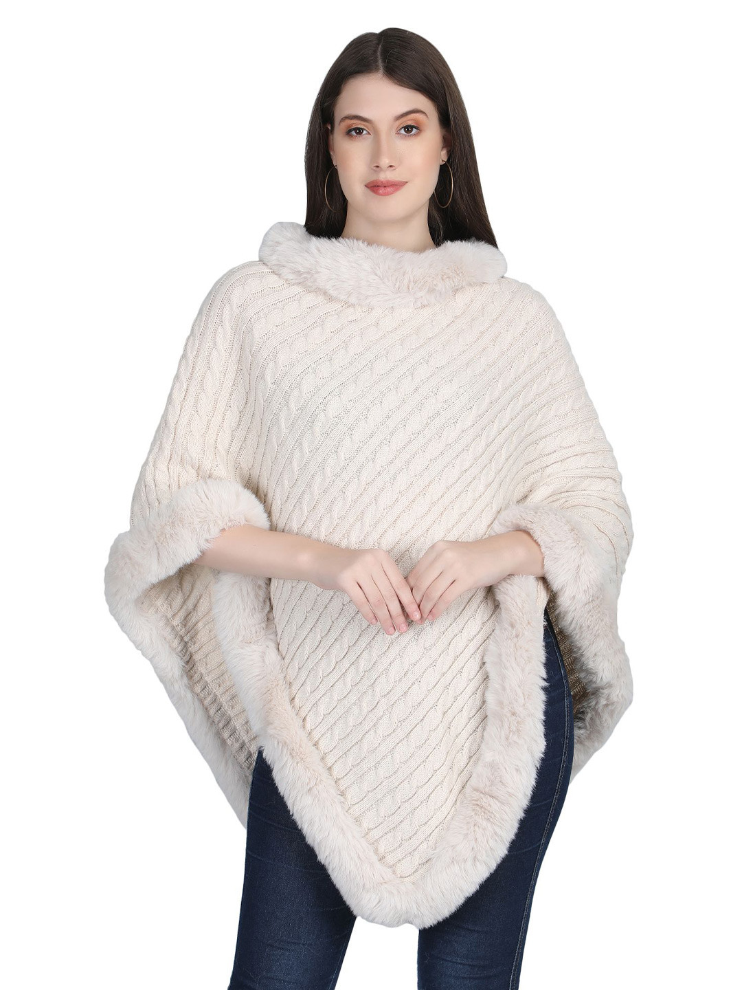 Stole & Yarn Off-White Knitted Fur Collar Poncho
