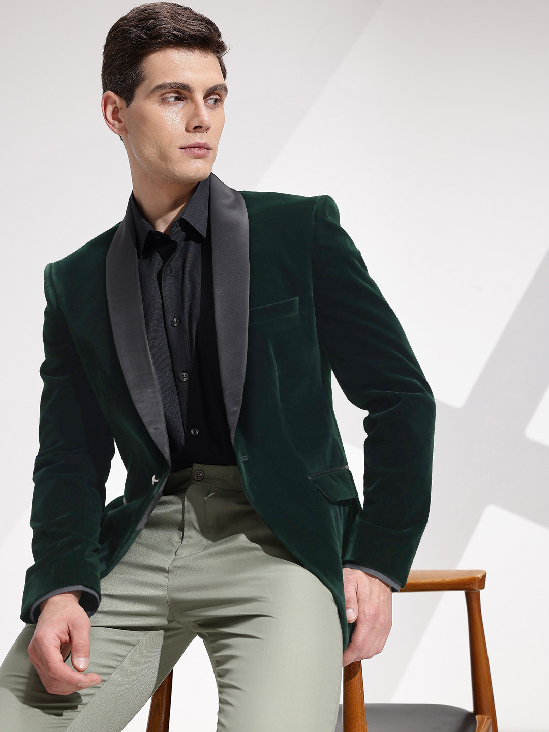 INVICTUS Slim Fit Tuxedo Semiformal Blazers