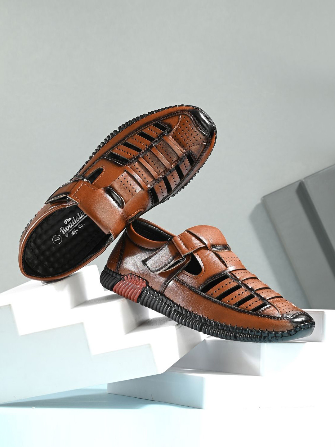 The Roadster Lifestyle Co Men Fisherman Sandals