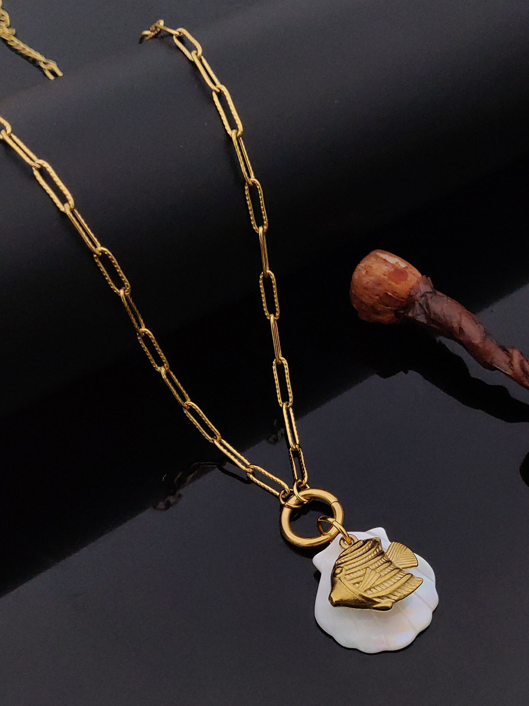 ANJNI CREATION Gold-Plated Stainless Steel Tarnish-Free Waterproof Clover Chain