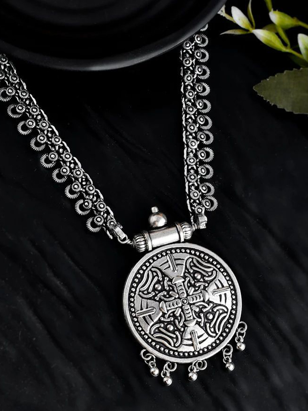 NAMAN ARTS Silver-Plated Oxidised Circular Pendant With Chain