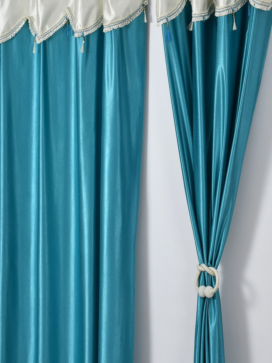 Aura Turquoise Blue & Cream-Coloured 2 Pieces Tasselled Window Curtains