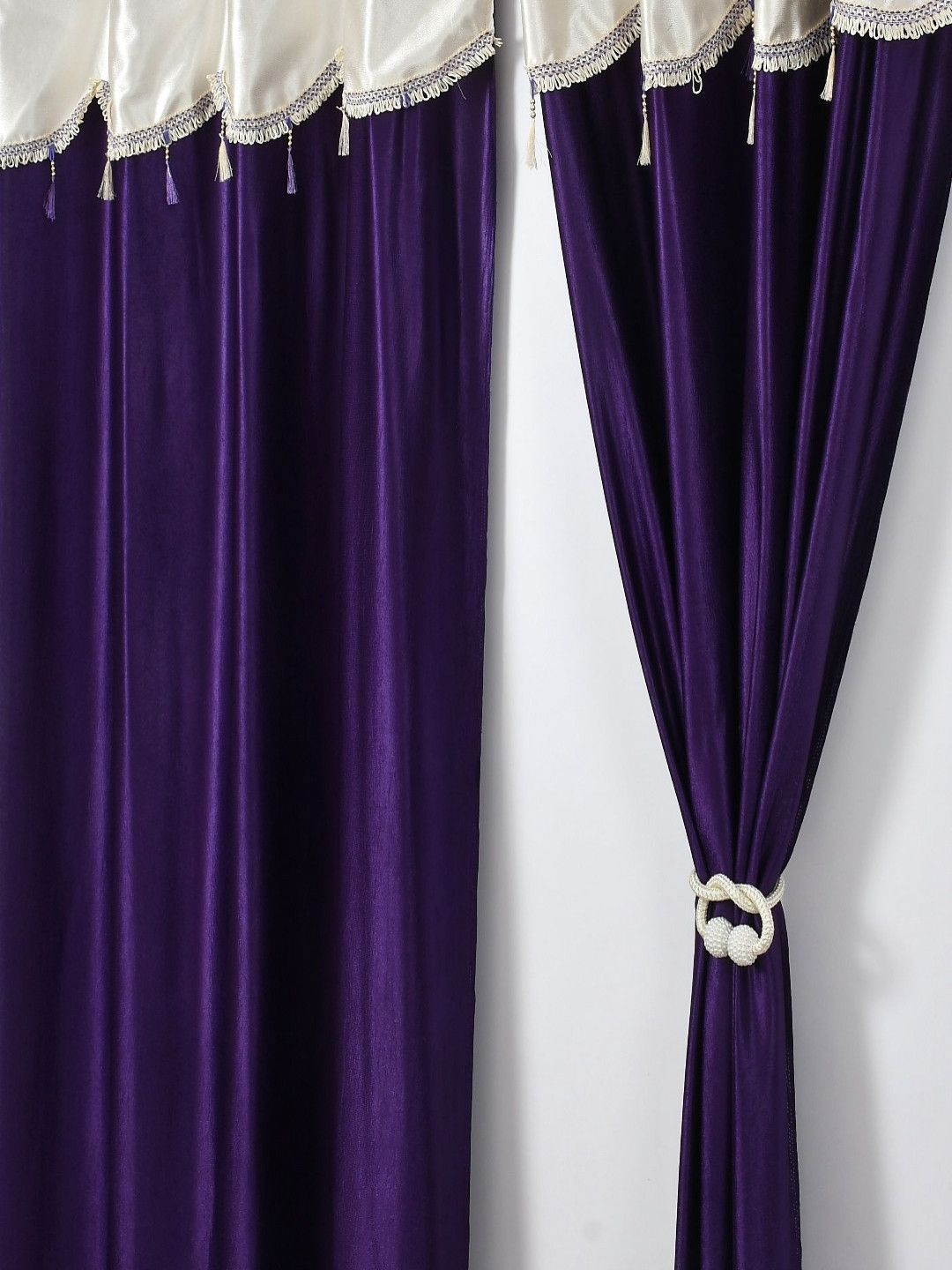 Aura Purple & Cream-Coloured 2 Pieces Tasselled Window Curtains