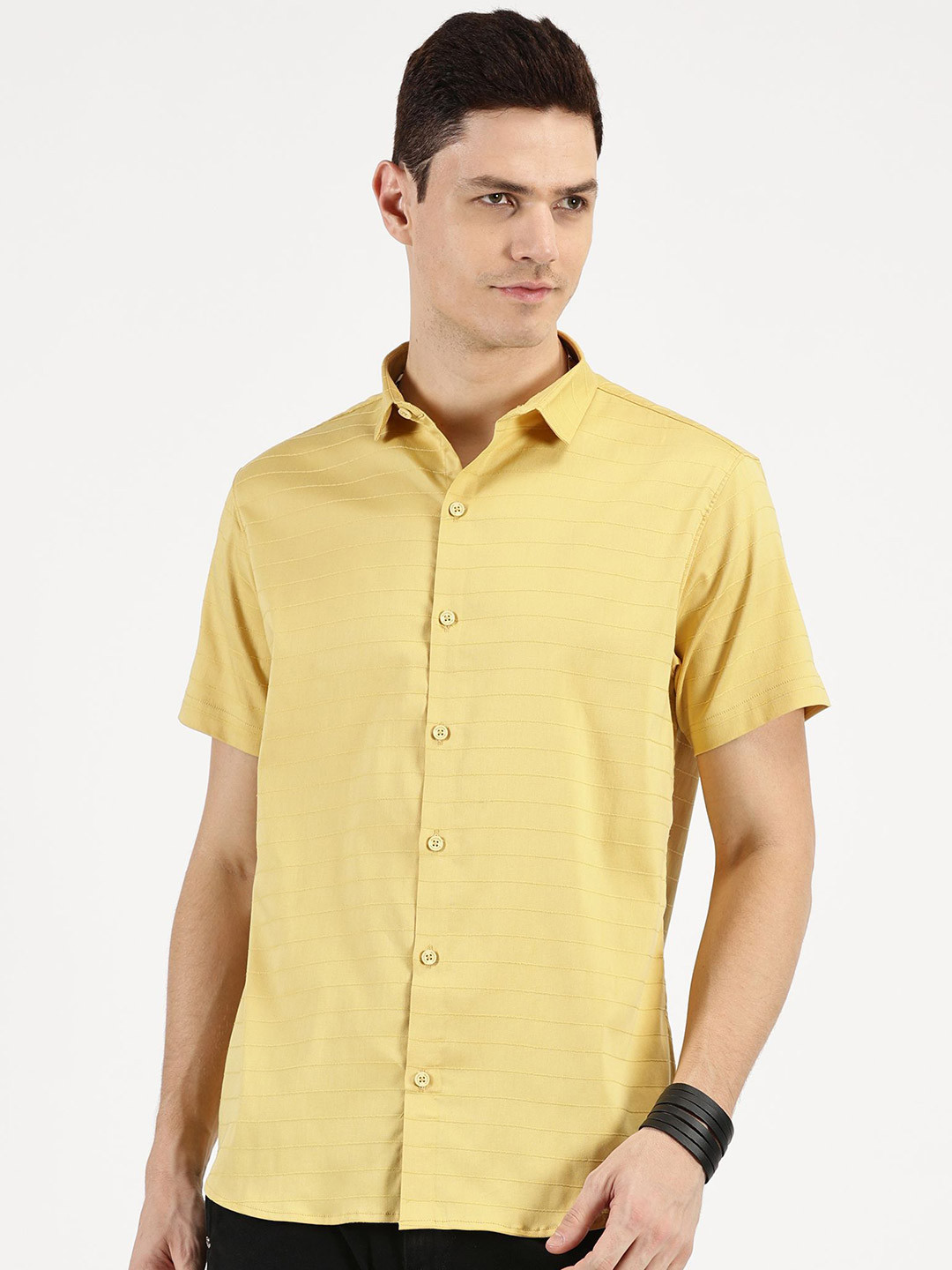 RAVINIK Men Classic Spread Collar Textured Cotton Casual Shirt