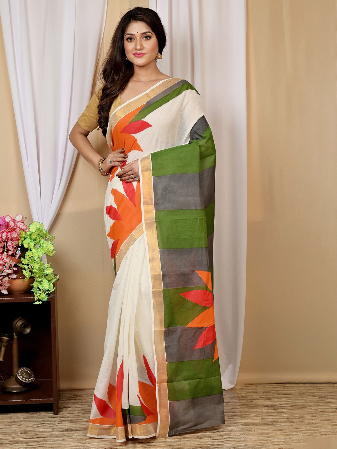 DipDiya Traditional Floral Taant Saree