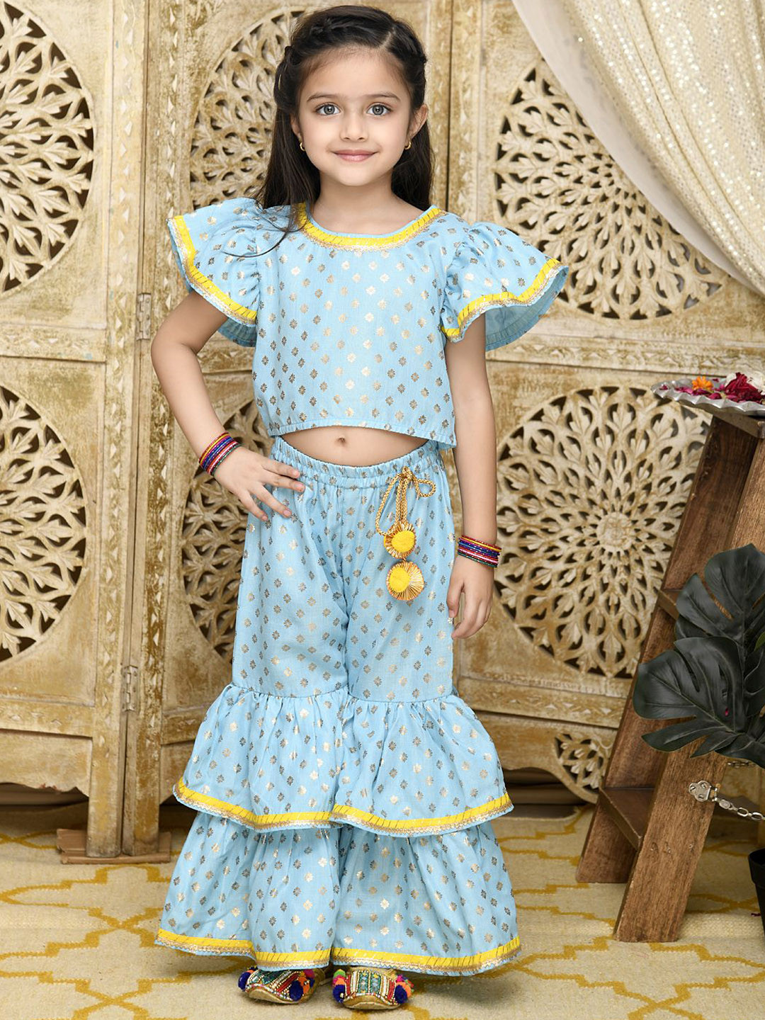 SAKA DESIGNS Girls Floral Printed Flared Sleeves Straight Kurta With Top And Shrara