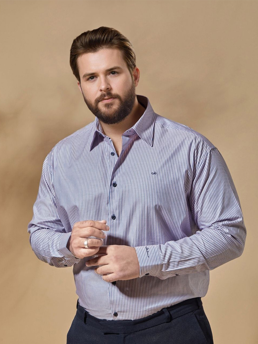 Aldeno Men Plus Size Muscle Fit Spread Collar Vertical Striped Cotton Formal Shirt