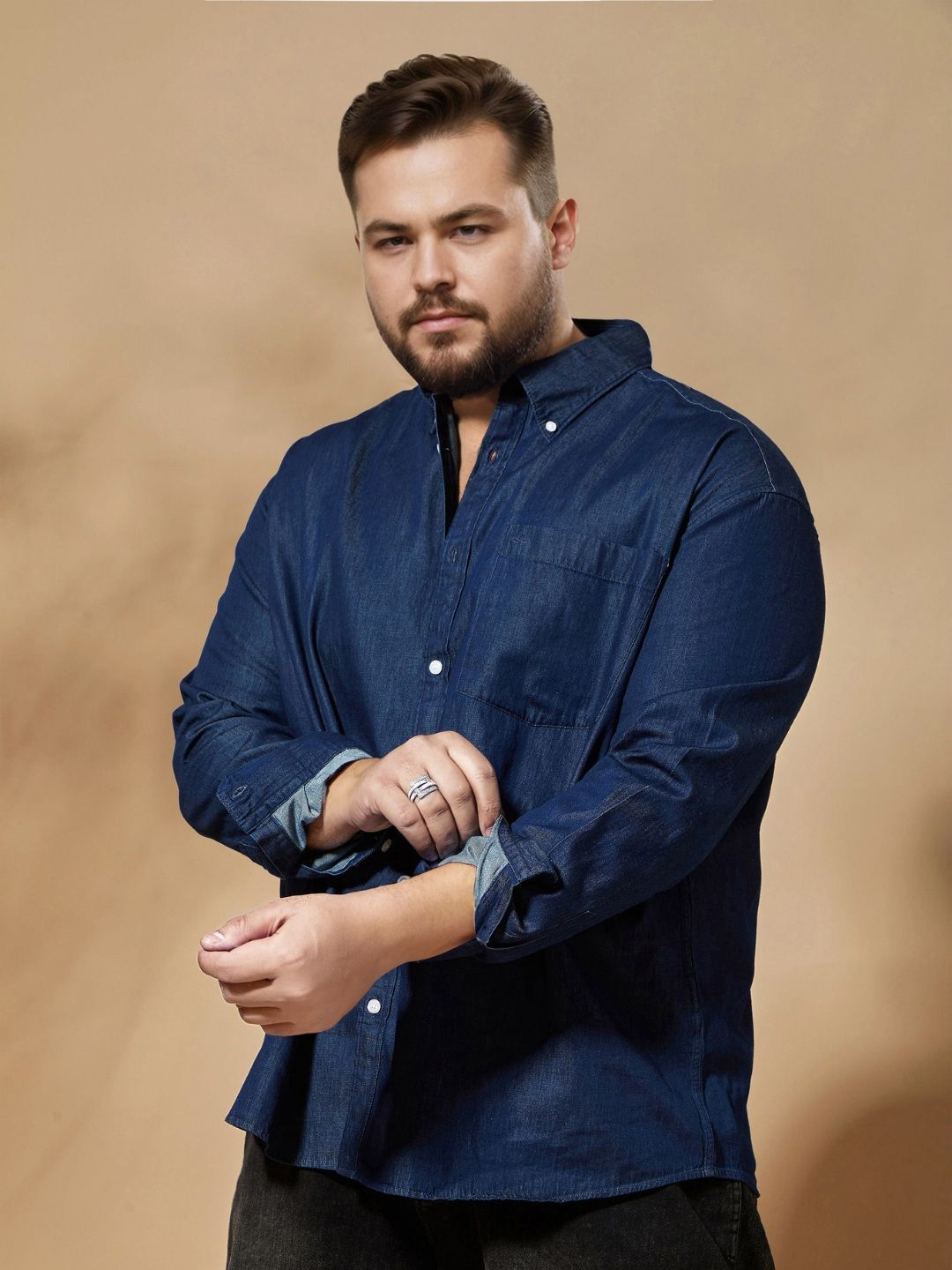 Aldeno Men Plus Size Muscle Fit Button-Down Collar Solid Denim Formal Shirt