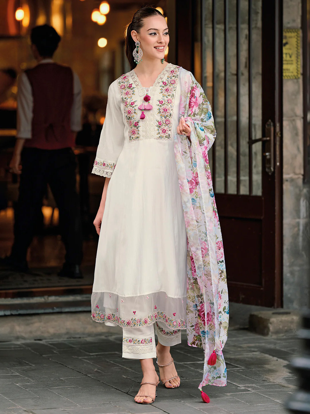 Mesqlu Floral Embroidered Beads and Stones Kurta With Trouser And Dupatta