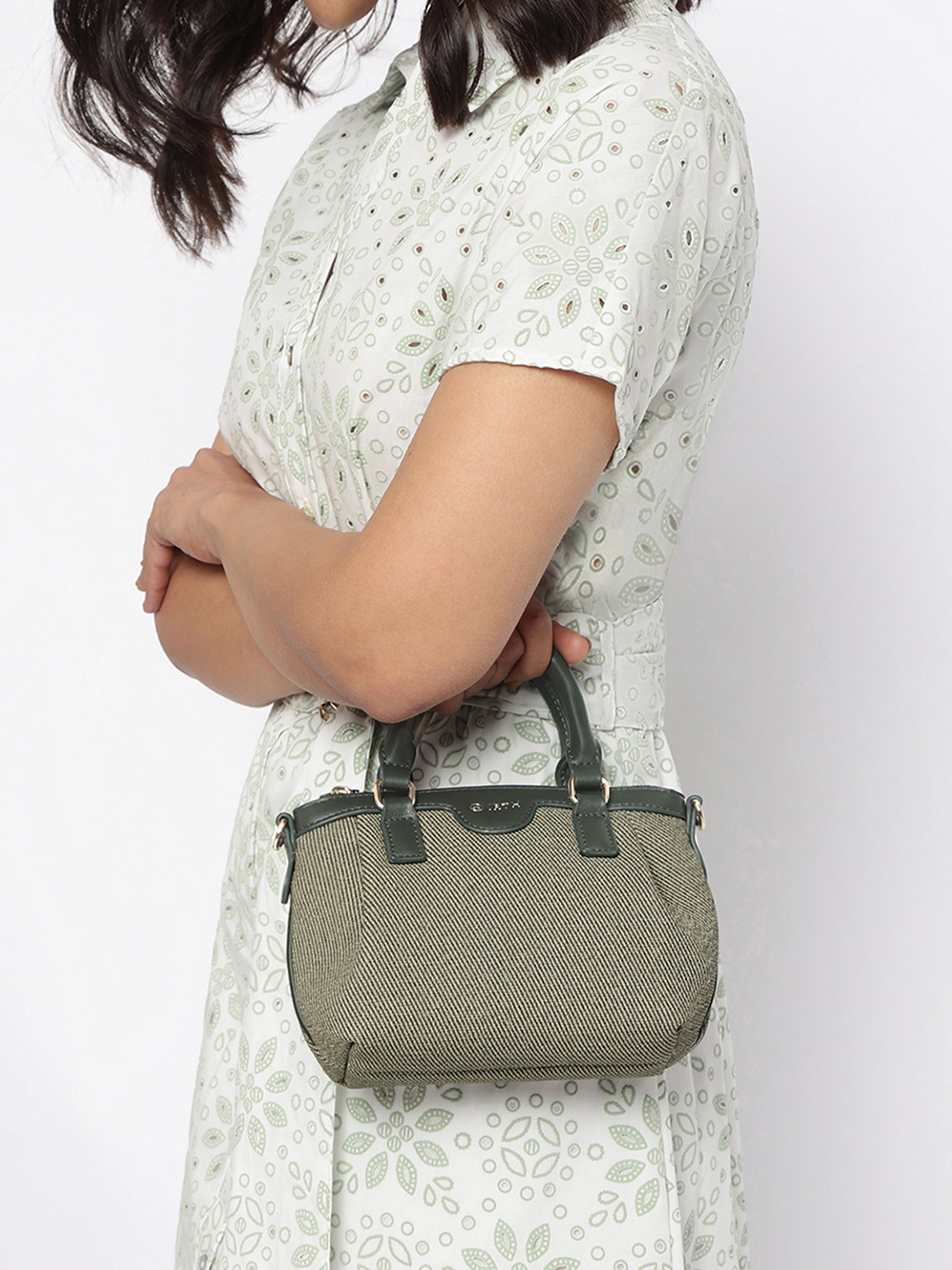 IRTH by House of Titan Self Design Juniper Twines Bowling Handheld Bag