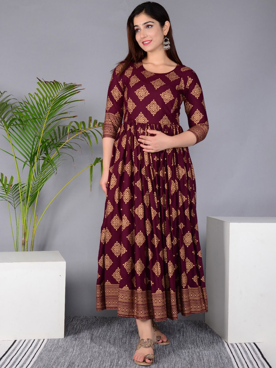 Pristyle Ethnic Motifs Printed Pleated Round Neck Maternity Anarkali Kurta